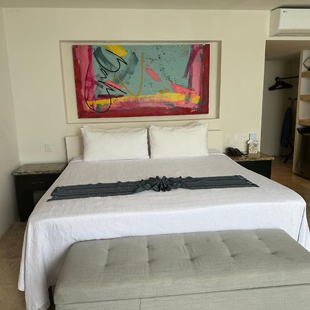 Hotel Delfin Vista Pier Beach Front ปูแอร์โตบาญาร์ตา ภายนอก รูปภาพ